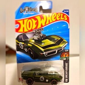 HotWheels Gas Monkey Garage 1968 Corvette Green Collertor Car.